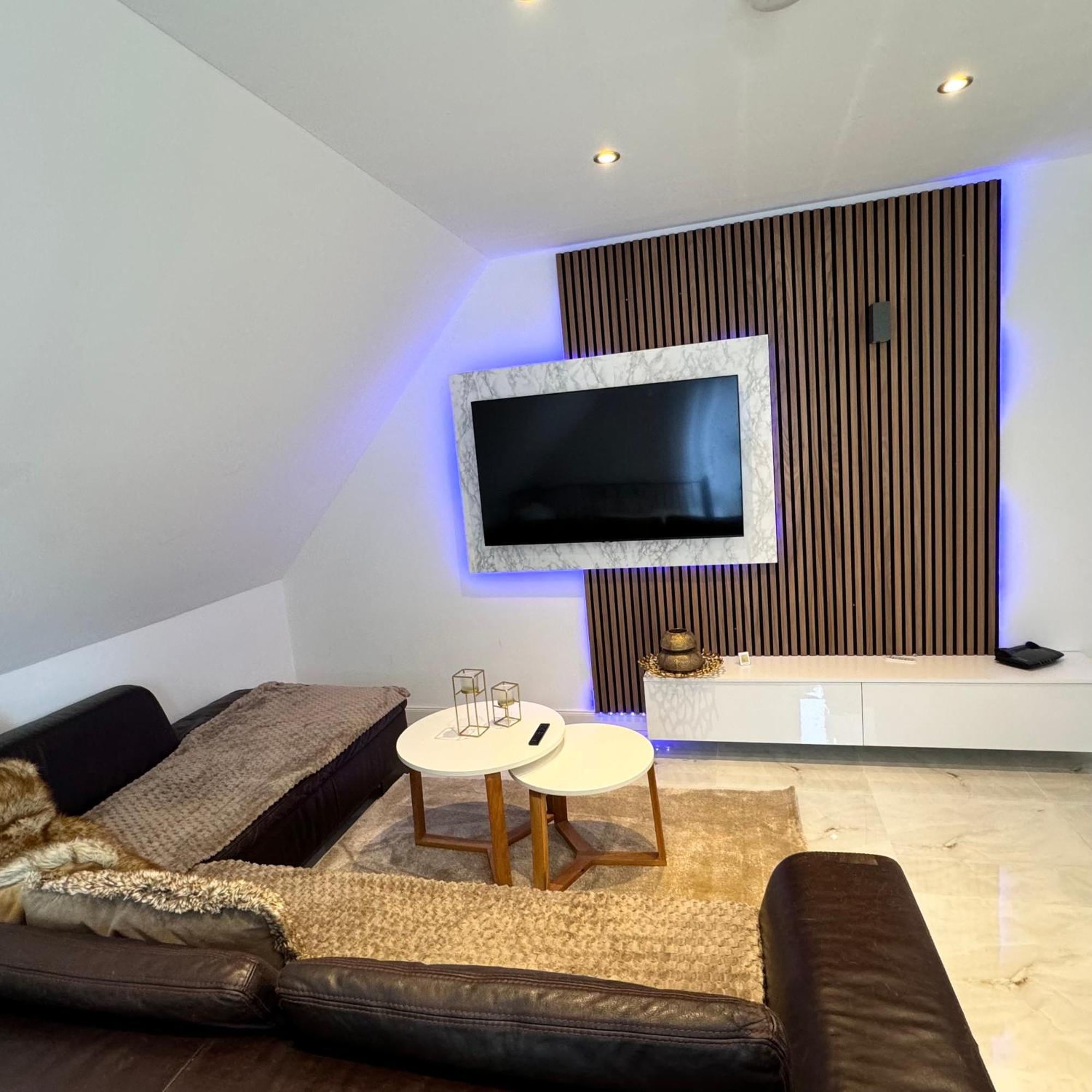 Relaxdays-Apartments 1 Garten Und Pool-Mitbenutzung, Wallbox, Kostenloser Parkplatz, Kontaktloser Checkin, Wifi Mit Smarttv Gütersloh Exterior foto